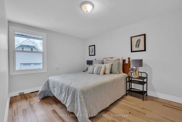 103 Cedermere Ave, House detached with 1 bedrooms, 2 bathrooms and 8 parking in Cobourg ON | Image 3