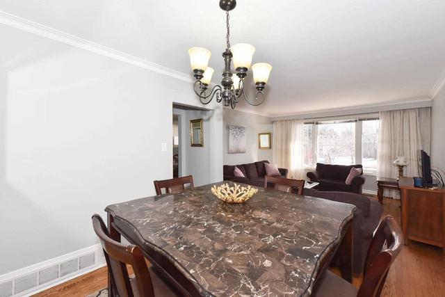 64 Fletcherdon Cres, House semidetached with 3 bedrooms, 2 bathrooms and 3 parking in Toronto ON | Image 2