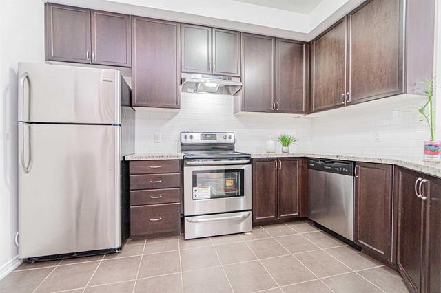 63 Utopia Way, Townhouse with 3 bedrooms, 4 bathrooms and 1 parking in Brampton ON | Image 4