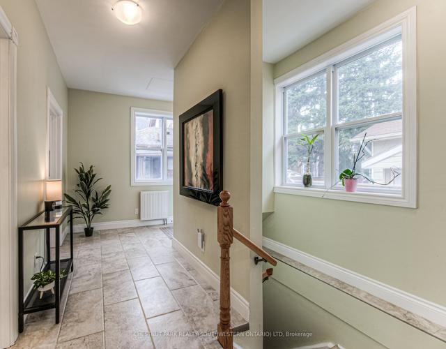 93 Joseph St, House detached with 2 bedrooms, 2 bathrooms and 5 parking in Kitchener ON | Image 8