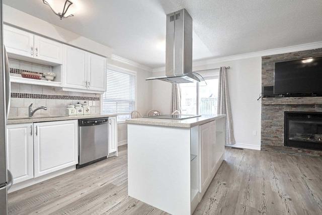 486 Ferndale Dr N, House detached with 3 bedrooms, 3 bathrooms and 4 parking in Barrie ON | Image 10