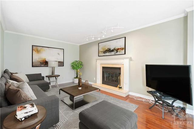 23 Hime Crescent, House detached with 4 bedrooms, 4 bathrooms and 4 parking in Ottawa ON | Image 8