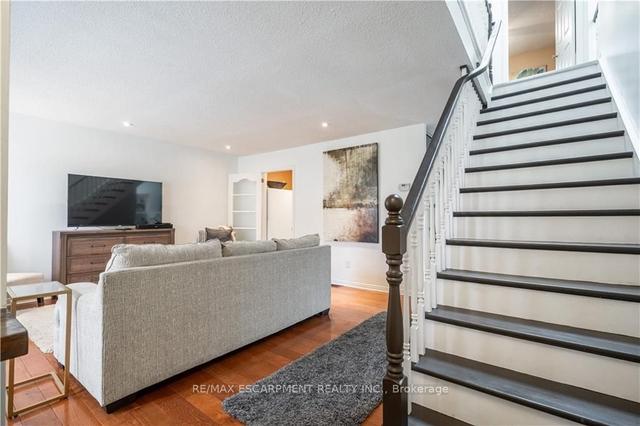 15 - 105 Wilson St W, Townhouse with 3 bedrooms, 2 bathrooms and 2 parking in Hamilton ON | Image 29
