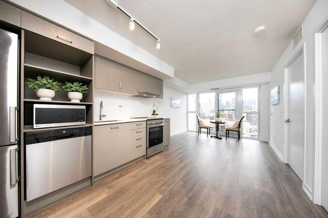 2111 - 219 Dundas St E, Condo with 2 bedrooms, 1 bathrooms and 0 parking in Toronto ON | Image 1