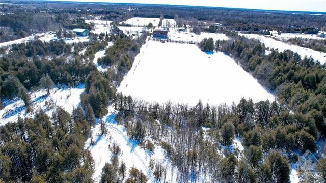1671 County Rd 43 Road, House detached with 3 bedrooms, 2 bathrooms and 15 parking in North Grenville ON | Image 25