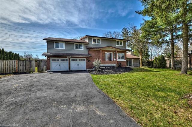 7094 Woodgate Street, House detached with 5 bedrooms, 3 bathrooms and 8 parking in Niagara Falls ON | Image 12
