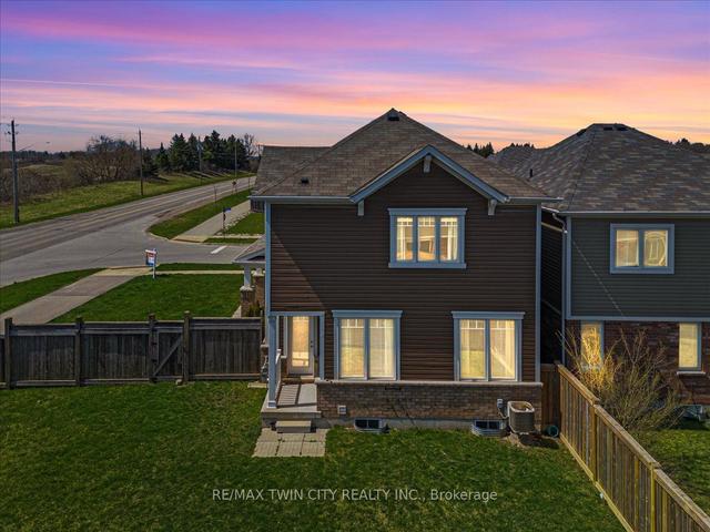 2 Shoreacres Dr, House detached with 3 bedrooms, 3 bathrooms and 4 parking in Kitchener ON | Image 30