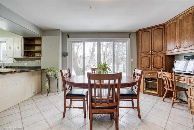 21 Lakeside Drive, House detached with 4 bedrooms, 2 bathrooms and 6 parking in Brantford ON | Image 17