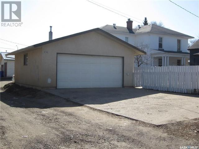 246 14th Street W, House detached with 5 bedrooms, 3 bathrooms and null parking in Prince Albert SK | Image 3