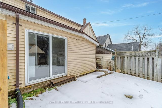 189 Dundas St N, House semidetached with 2 bedrooms, 2 bathrooms and 5 parking in Cambridge ON | Image 27