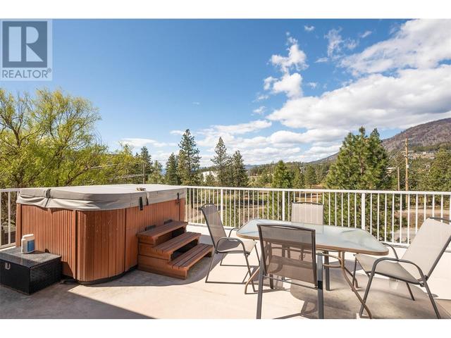 2116 Sunview Drive, House detached with 5 bedrooms, 3 bathrooms and 4 parking in West Kelowna BC | Image 14