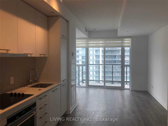 2411 - 87 Peter St, Condo with 1 bedrooms, 1 bathrooms and 0 parking in Toronto ON | Image 8