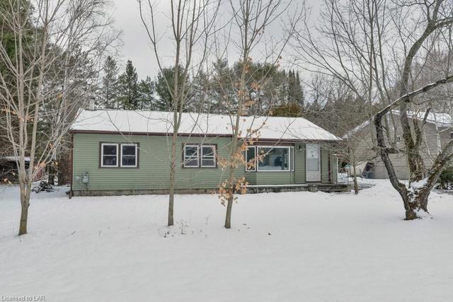 37 Spencer Street, House detached with 3 bedrooms, 1 bathrooms and null parking in Bracebridge ON | Image 12