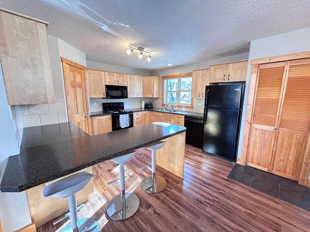 93 - 4868 Riverview Drive, House detached with 4 bedrooms, 2 bathrooms and null parking in East Kootenay G BC | Image 4