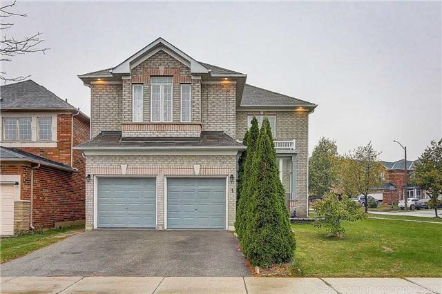1 Royal Gala Cres, House detached with 5 bedrooms, 5 bathrooms and 4 parking in Richmond Hill ON | Image 1