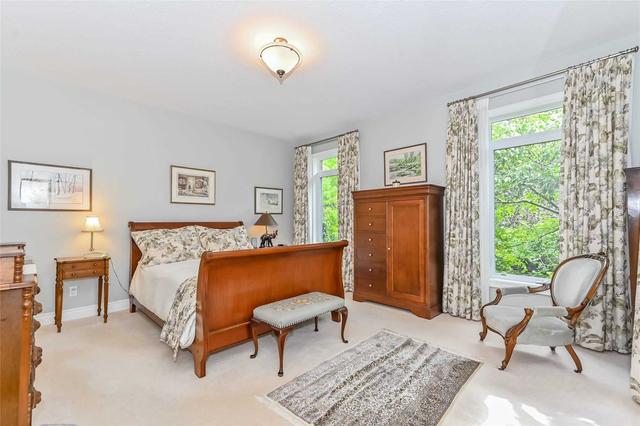 79 Woodside Rd, House detached with 4 bedrooms, 3 bathrooms and 4 parking in Guelph ON | Image 6