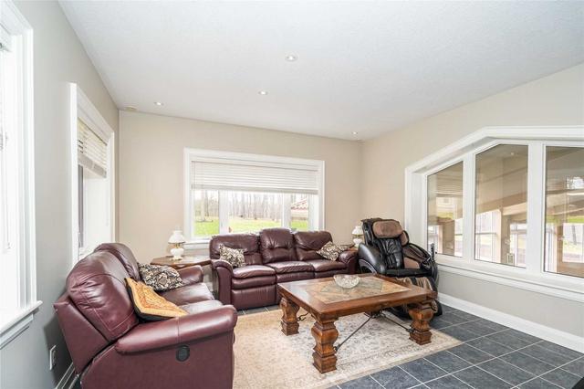 15 Maple Ridge Rd, House detached with 5 bedrooms, 6 bathrooms and 20 parking in Oro Medonte ON | Image 10