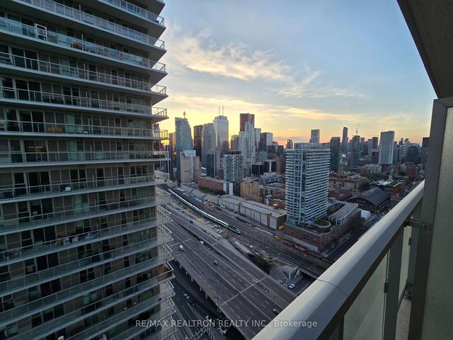 3105 - 20 Richardson St, Condo with 2 bedrooms, 2 bathrooms and 1 parking in Toronto ON | Image 15