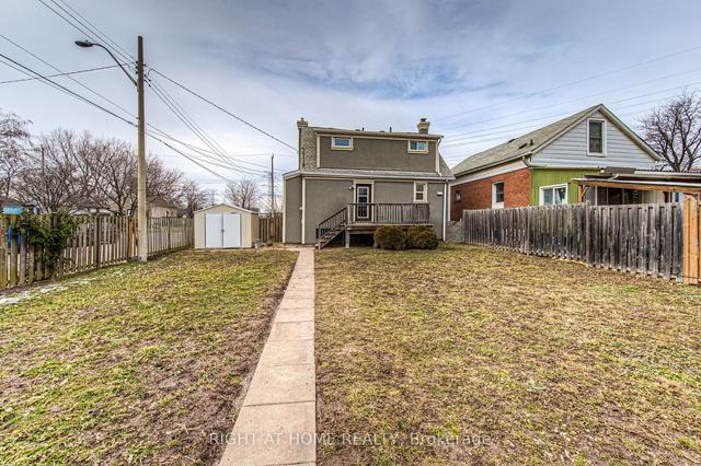 750 Burgess Ave, House detached with 3 bedrooms, 1 bathrooms and 3 parking in Hamilton ON | Image 11