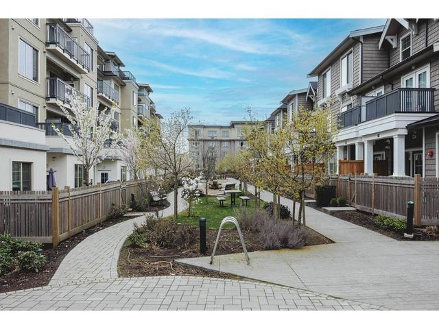 a215 - 20487 65 Avenue, Condo with 2 bedrooms, 2 bathrooms and 2 parking in Langley BC | Image 18