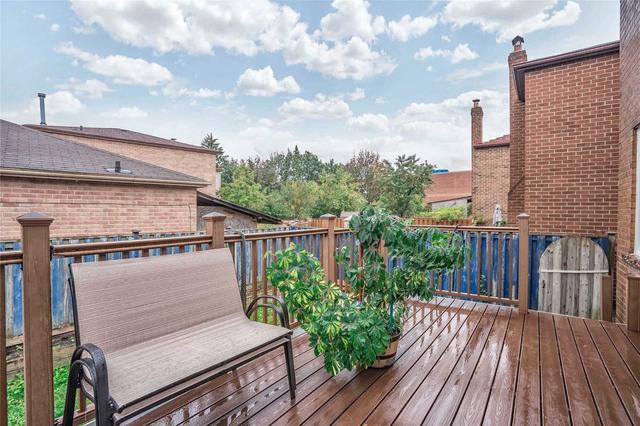 157 Hupfield Tr, House detached with 4 bedrooms, 4 bathrooms and 6 parking in Toronto ON | Image 29