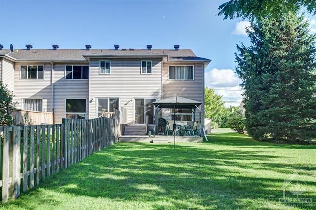 231 Castor Street, Townhouse with 3 bedrooms, 3 bathrooms and 3 parking in Russell ON | Image 23