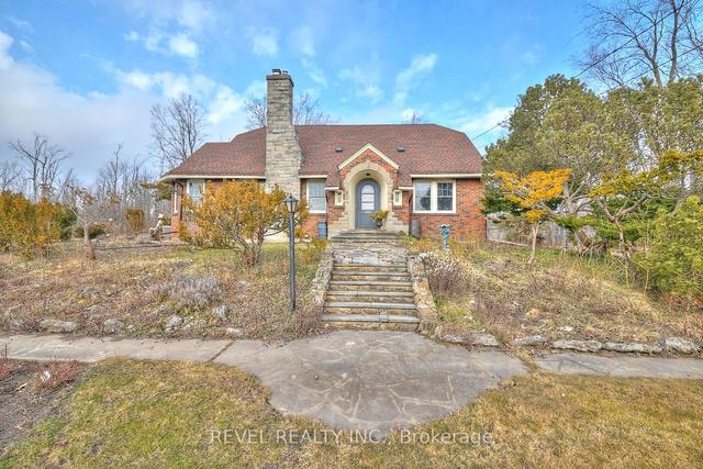 1210 Garrison Rd, House detached with 3 bedrooms, 2 bathrooms and 12 parking in Fort Erie ON | Image 1