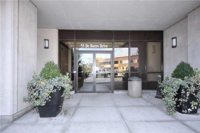 lph9 - 55 De Boers Dr, Condo with 1 bedrooms, 1 bathrooms and 1 parking in Toronto ON | Image 2