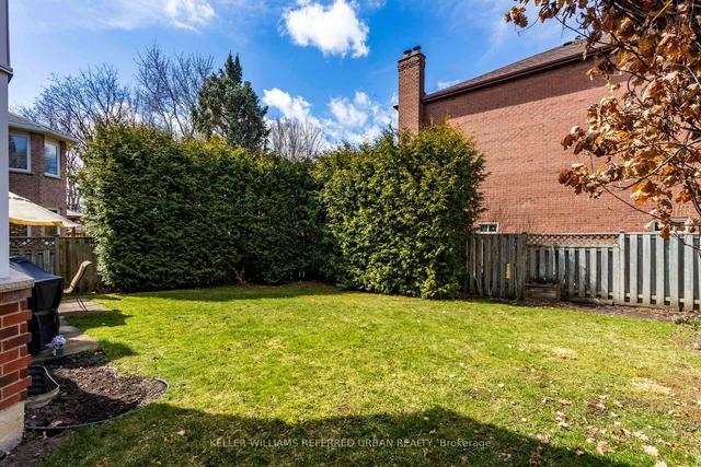 47 Murdock Ave, House detached with 3 bedrooms, 3 bathrooms and 4 parking in Aurora ON | Image 32