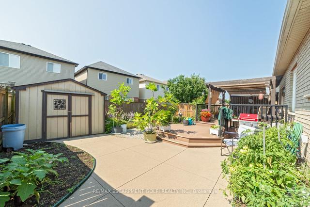 63 Davis Cres, House detached with 3 bedrooms, 3 bathrooms and 6 parking in Hamilton ON | Image 28