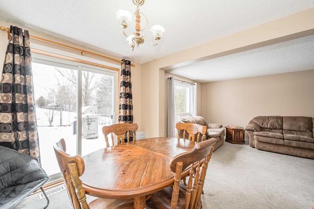16 Rodgers Rd, House detached with 4 bedrooms, 3 bathrooms and 3 parking in Guelph ON | Image 5