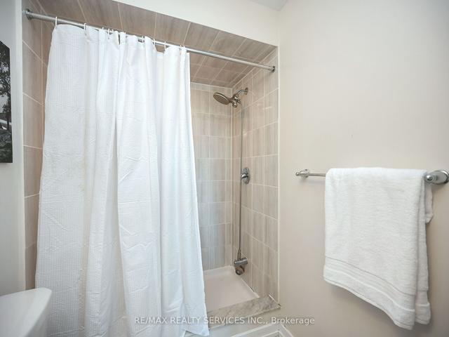 29 Givemay St, House attached with 3 bedrooms, 3 bathrooms and 2 parking in Brampton ON | Image 21