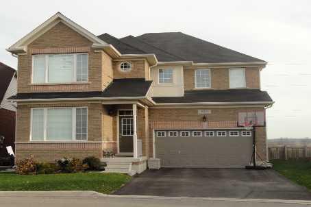 983 Donnelly St, House detached with 4 bedrooms, 3 bathrooms and 4 parking in Milton ON | Image 1