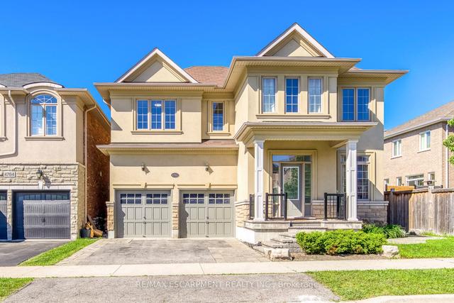 4762 Doug Wright Dr, House detached with 4 bedrooms, 4 bathrooms and 4 parking in Burlington ON | Image 1