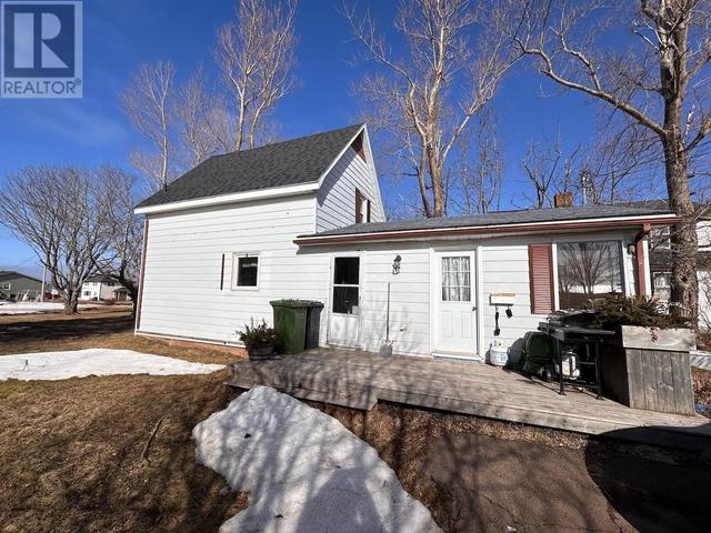 13 Souris River Road, House detached with 2 bedrooms, 1 bathrooms and null parking in Souris PE | Image 29