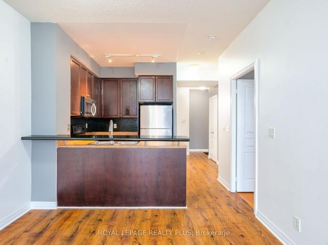 2105 - 3939 Duke Of York Blvd, Condo with 1 bedrooms, 2 bathrooms and 1 parking in Mississauga ON | Image 18