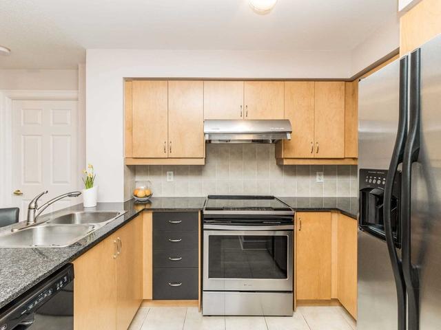 607 - 18 Kenaston Gdns, Condo with 2 bedrooms, 2 bathrooms and 1 parking in Toronto ON | Image 7