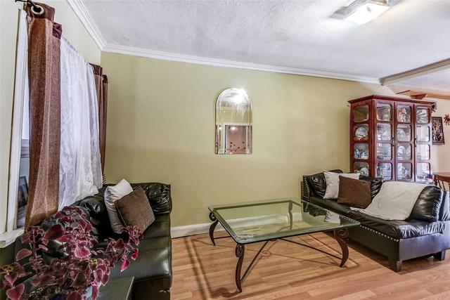 67 Eileen Ave, House detached with 2 bedrooms, 2 bathrooms and 2 parking in Toronto ON | Image 12