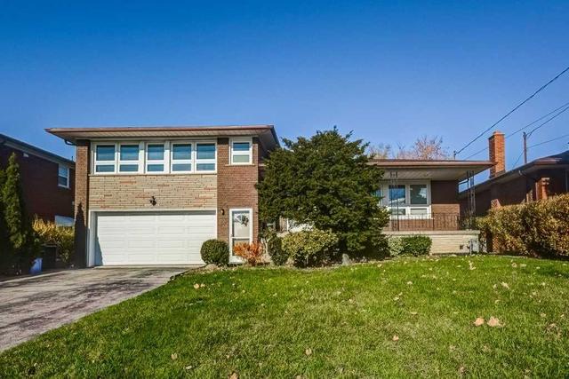 22 Sparrow Ave, House detached with 3 bedrooms, 4 bathrooms and 5 parking in Toronto ON | Image 1
