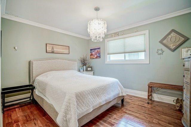 109 Elinor Ave, House detached with 3 bedrooms, 2 bathrooms and 2 parking in Toronto ON | Image 13
