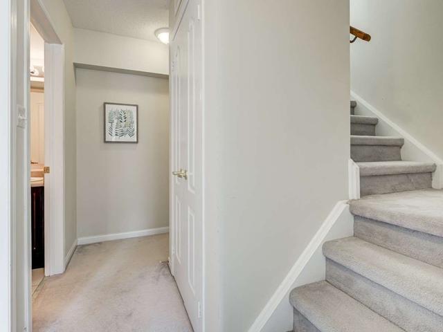 th12 - 88 Carr St St, Townhouse with 2 bedrooms, 2 bathrooms and 1 parking in Toronto ON | Image 5