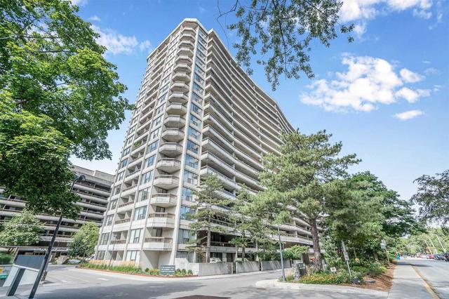 1003 - 100 Quebec Ave, Condo with 2 bedrooms, 2 bathrooms and 1 parking in Toronto ON | Image 1