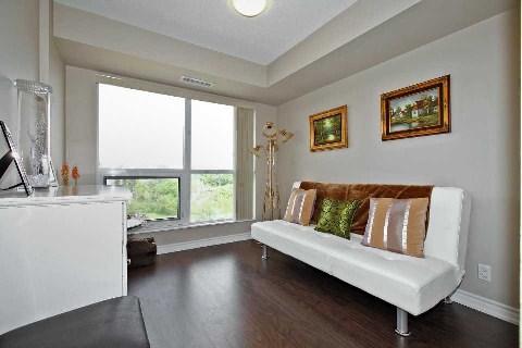 802 - 18 Harding Blvd, Condo with 2 bedrooms, 2 bathrooms and 1 parking in Richmond Hill ON | Image 9