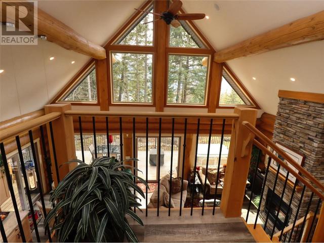 2589 Airstrip Road, House detached with 3 bedrooms, 3 bathrooms and 2 parking in Columbia Shuswap F BC | Image 29