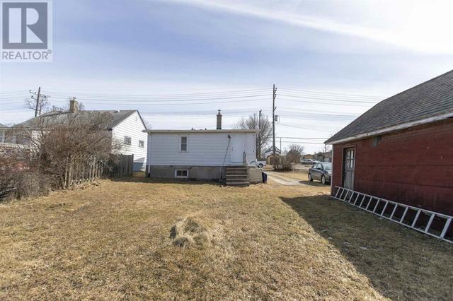 226 High St N, House detached with 4 bedrooms, 1 bathrooms and null parking in Thunder Bay ON | Image 29