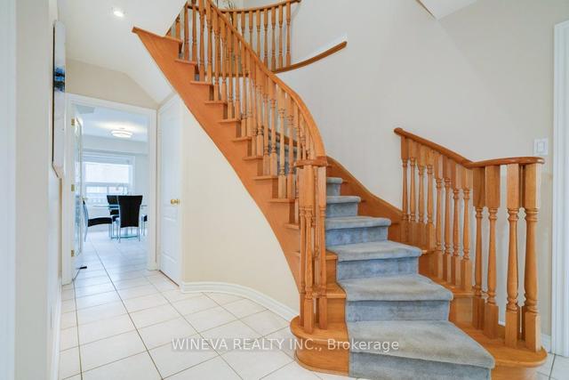84 Song Bird Dr, House detached with 4 bedrooms, 3 bathrooms and 6 parking in Markham ON | Image 9