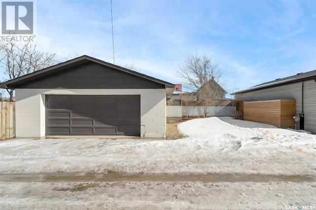 415 C Avenue S, House detached with 4 bedrooms, 4 bathrooms and null parking in Saskatoon SK | Image 44