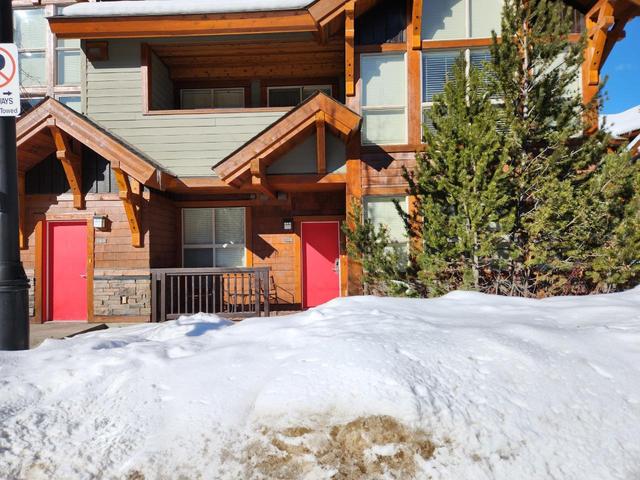 115b - 2049 Summit Drive, House attached with 2 bedrooms, 2 bathrooms and 1 parking in East Kootenay F BC | Image 1