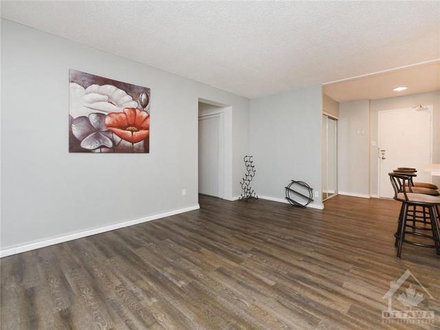 104 - 665 Bathgate Drive, Condo with 2 bedrooms, 1 bathrooms and 1 parking in Ottawa ON | Image 14