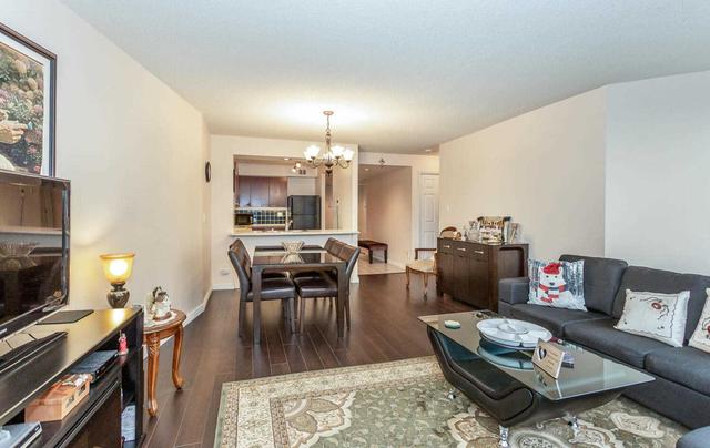 406 - 50 Eglinton Ave W, Condo with 2 bedrooms, 2 bathrooms and 2 parking in Mississauga ON | Image 10